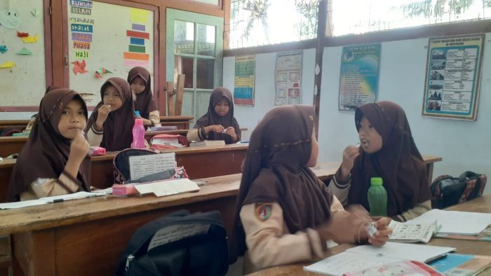 PEMBERIAN OBAT CACING UNTUK ANAK TK DAN SD 02