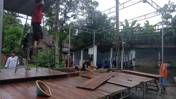 GOTONG ROYONG PERSIAPAN PERINGATAN MAULID NABI AGUNG MUHAMMAD SAW TAHUN 2022 01