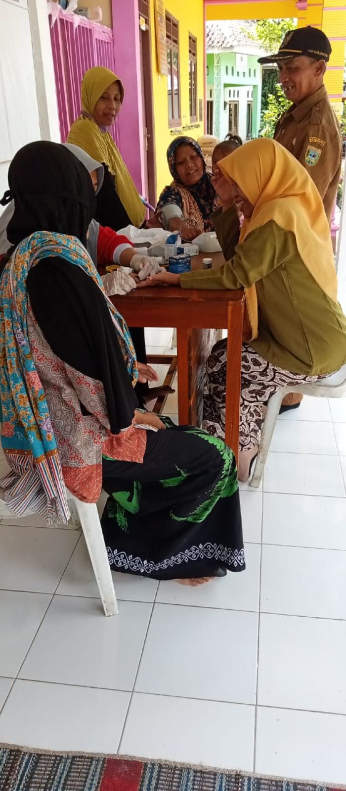KEGIATAN RUTIN POSBINDU DESA TEGALREJO 02